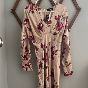Aakaa Long Sleeve Dress - Cream and Purple Floral